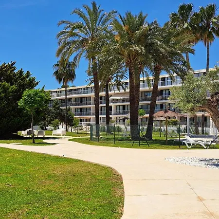Junto Al Mar En Residencial * Denia