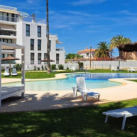 Junto Al Mar En Residencial Apartment Denia